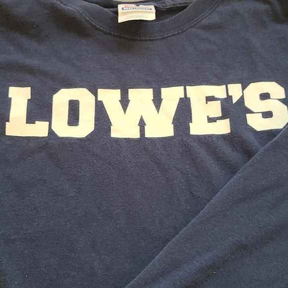 Dark blue Lowe's t-shirts, pair, one is a big more worn (see lettering). XL - Picture 2 of 6
